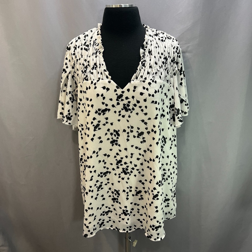 Dokotoo Blouse Top Womens 2XL White Black Floral Print Smocked Detail Curved Hem